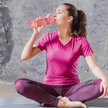 ضرورت نوشیدن آب در ورزش