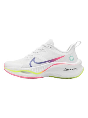 کفش نایک زوم طرح لبخند